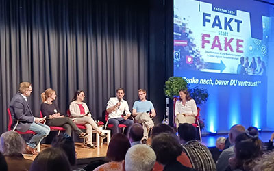 Gemeinsam gegen Desinformation: Erfolgreicher Fachtag „Fakt statt Fake“